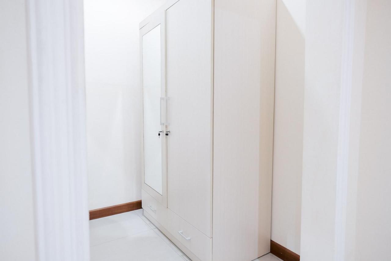 Wisma Delapan Mitra Reddoorz จาการ์ตา ภายนอก รูปภาพ
